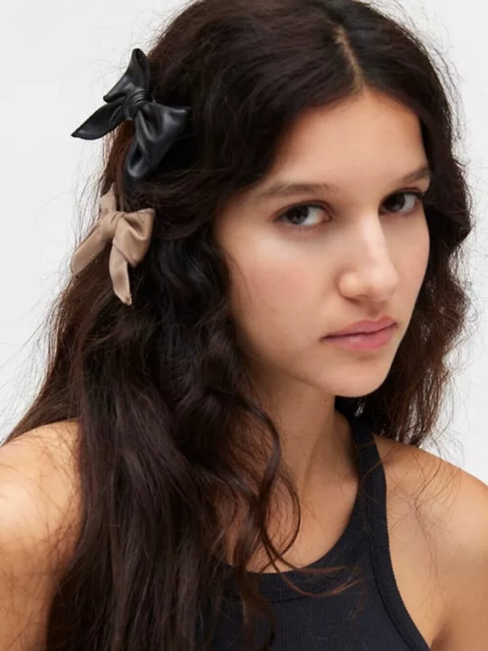 NWT Urban Outfitters Mini Faux Leather Hair Bow Clip Set